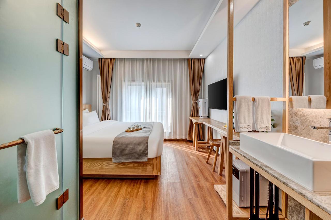 Happy Dragon Saga Hotel: Garden Terrace In Center 4* Beijing