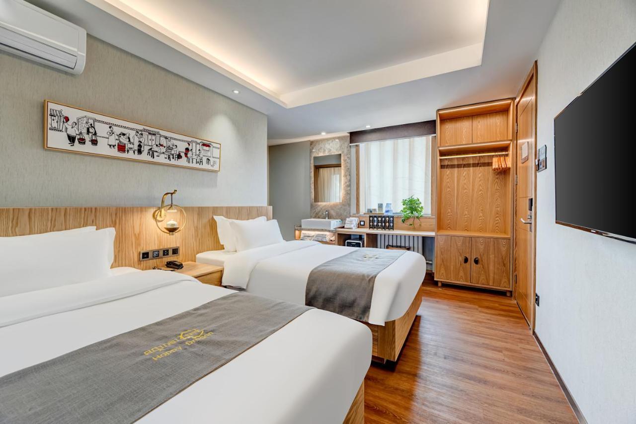 Happy Dragon Saga Hotel: Garden Terrace In Center 4* Beijing