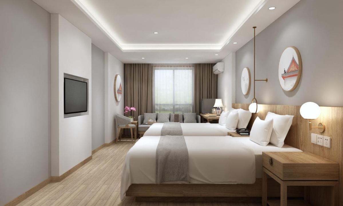 Hotel Happy Dragon Saga Hotel: Garden Terrace In Center 4*